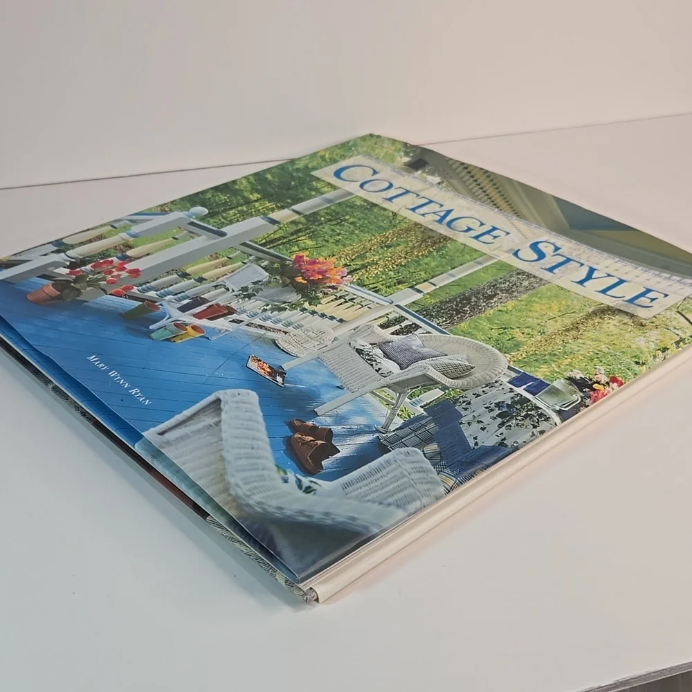 Cottage Style by Mary Wynn Ryan Hardcover Book Decorating Coffee Table 128 Pgs